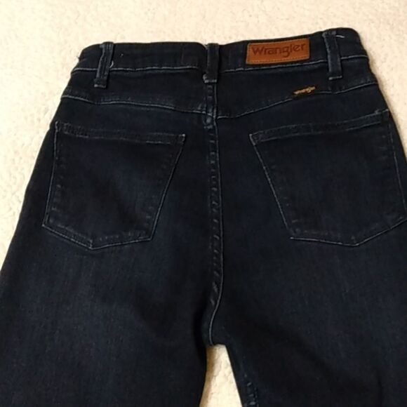 Wrangler Blue Skinny Jeans with High-Waisted Design - Picture 4 of 11